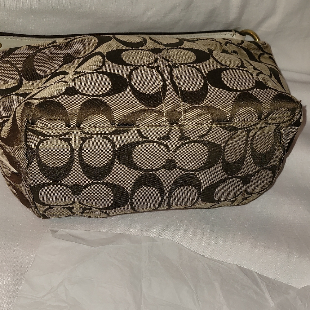 Coach Vintage Small Hampton Top Handle Bag - Picture 4 of 12